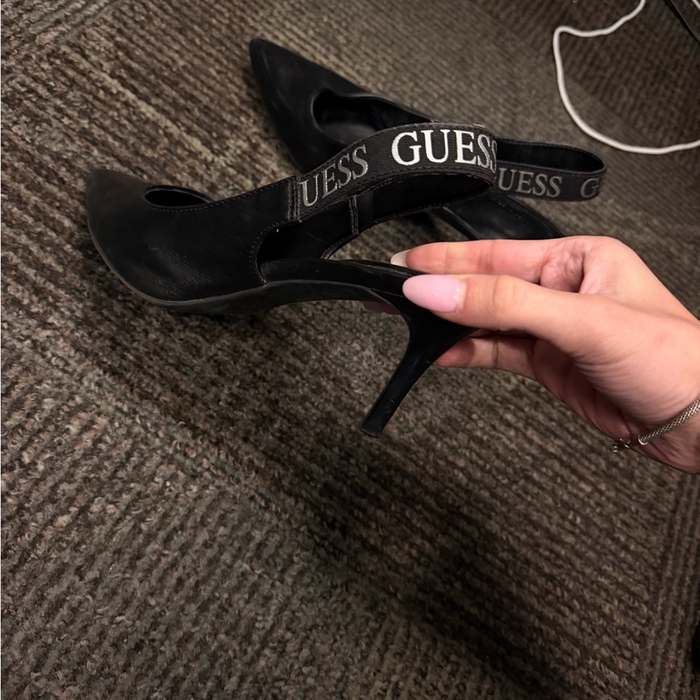 Selling 2 heels- Guess and Call it Spring